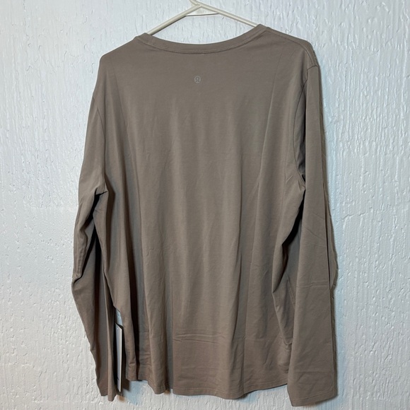 NWT Lululemon Athletica Long Sleeve Tee - Taupe Women Size 16 - Picture 6 of 7